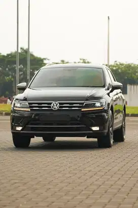 Low KM! VW Tiguan Allspace 1.4 TSI 2022 bmw x1 gla