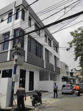 Di Jual Ruko 3 Lantai Ready Stock Kemayoran Jakarta Pusat