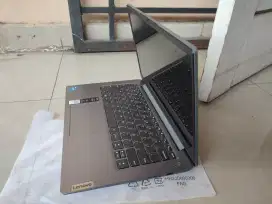 Lenovo core i5 gen 11 ram 8gb ssd 256gb fhd backlit mulus nominus