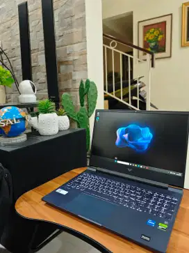 Laptop HP Victus 15 RTX4050 I5 13420H x rog tuf msi nitro