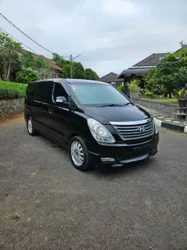 Hyundai H1 Royale Bensin 2013