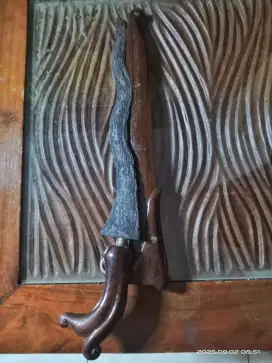 Keris temuan sungai.