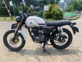 58@: B DEPOK PAJAK ON BENELI MOTOBI PUTIH