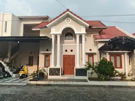 Rumah full furnish area solobaru
