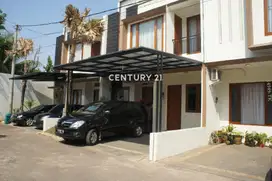 Dijual Rumah 2 Lantai Siap Huni  Disalam Cluster Bintaro