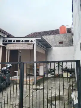 dijual rumah unruk keluarga