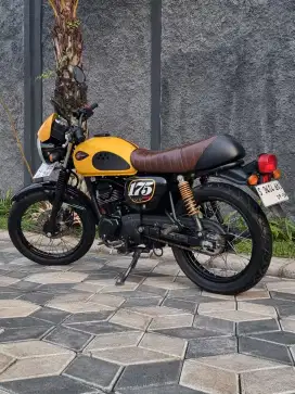 Kawasaki W175 Cafe thn 2019 Kuning Odo 27rb Nopol S Koko Motor