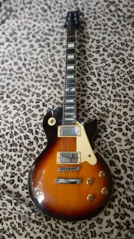 Gitar original merk ARTROCK muluuss