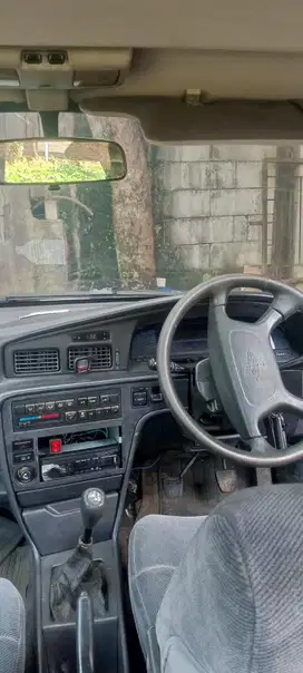 Toyota Corona 1990 Bensin
