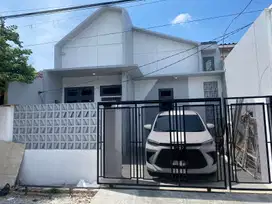 Jual cepat rumah cantik di harapan indah bekasi lt 95m