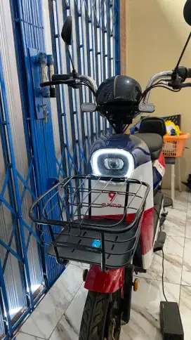 Sepeda listrik e-nine