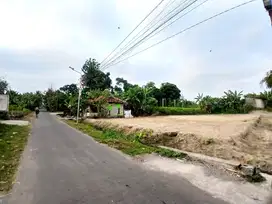 Barat Pasar Gentan, Akses Mobil, SHM P