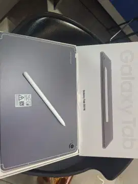 Samsung tab s10 fe like new