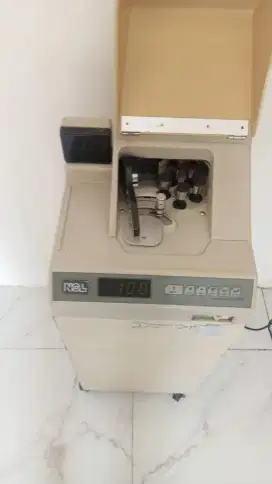 Mesin Hitung Uang NCL Standing. bekas normal siap pakai, ada 2 layar
