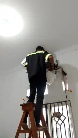 SERVICE  UNIT AC