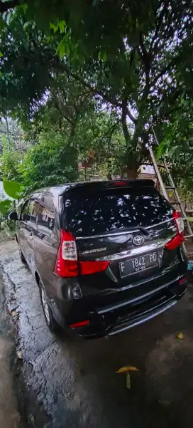 Avanza 2016 pemakaian 2017 warna Hitam manual Tangan, tangan pertama