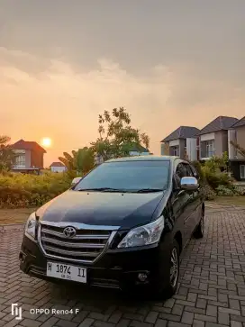 Toyota Kijang Innova 2.0 G m.t 2014