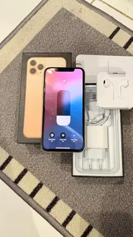 Dijual Iphone 11 Pro 64GB Silver Terdaftar Lengkap