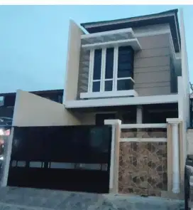 Rumah Darmo Indah Selatan, BARU GRESS, BAGUS