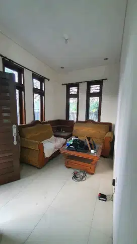 Rumah Komplek Cimareme Indah Hunian Nyaman Lokasi Strategis Ref.04880
