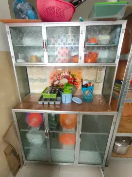 Dijual rak piring alumunium keramik 3 pintu kaca