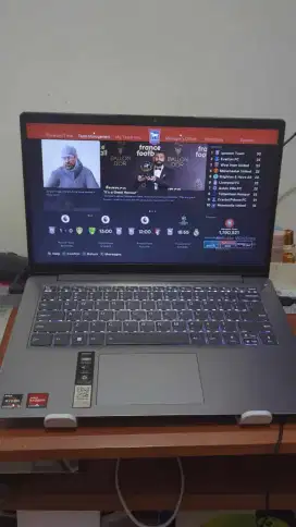 Lenovo IdeaPad Slim 3 14ABA7-82RM001SID