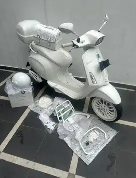 Vespa Sprint Justin Bieber Fullpackage (km 40 perak)