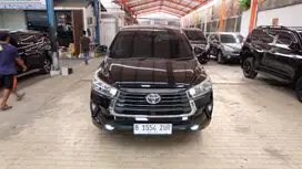 Toyota Kijang Innova Reborn 2.0 V AT Luxury Hitam