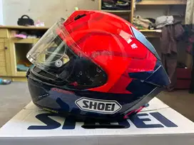 Shoei x15 size L