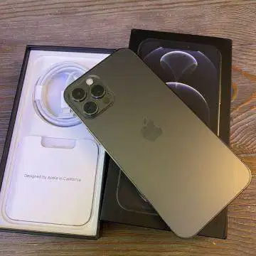 nyari hp yang di foto ip 12 128gb green black