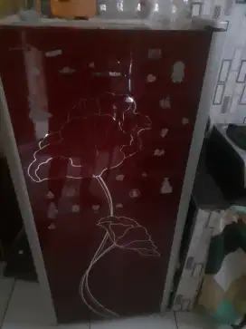 Dijual kulkas politron 1 pintu