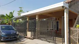 Rumah bagus luas siap huni di Begadengan BSD Tangerang banten