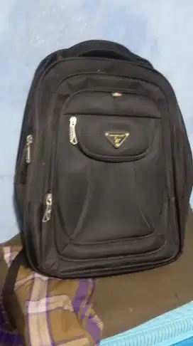 Tas punggung Polo