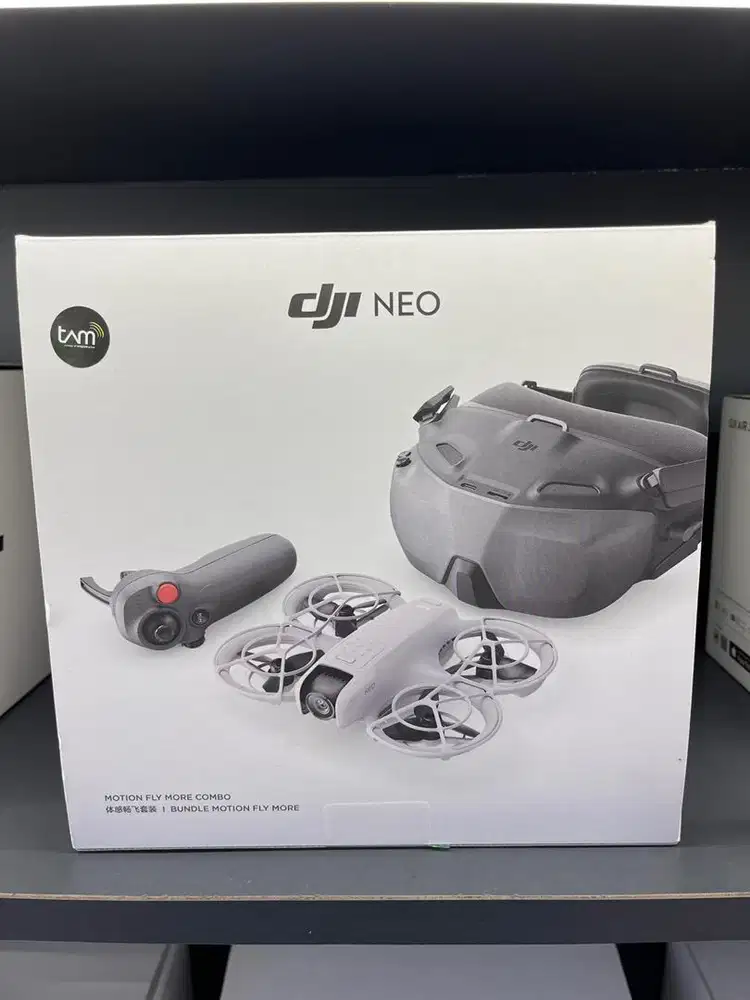 DJI NEO MOTION FLY MORE COMBO