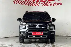 Mitsubishi Xpander Cross Premium AT 2023 Hitam
