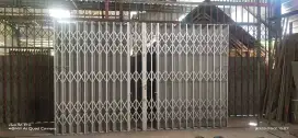 pintu harmonika