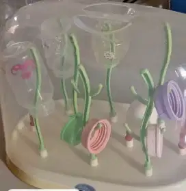 Dudukan mandi bayi,pengering botol bayi & dudukan makan bayi