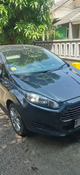 Ford Fiesta Tren 2014 facelift