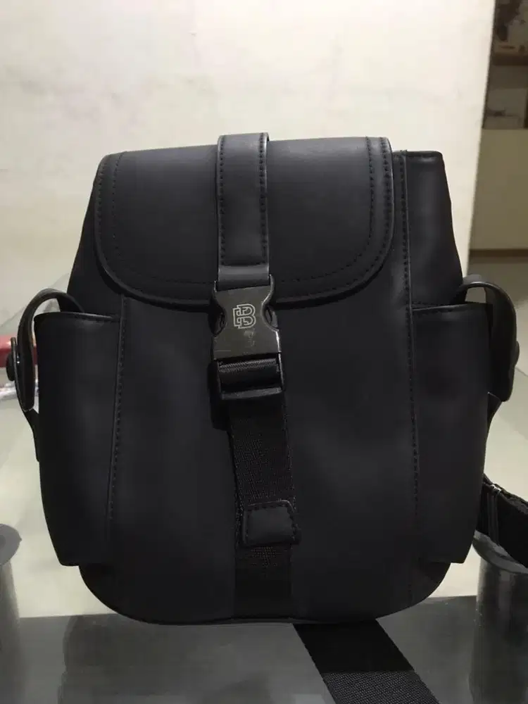 Tas Selempang Everbest