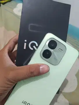 Iqoo Z9X 5G. 12/256