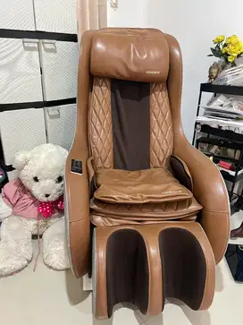 Dijual kursi pijat advance masih bagus