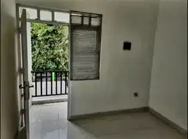Disewakan rumah minimalis hook dlm cluster 2 lantaidi Pamulang TangSel