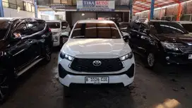 Toyota Kijang Innova Zenix 2.0 G CVT Putih