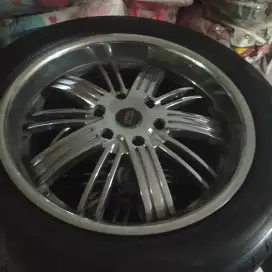 Velg dan ban bekas portuner