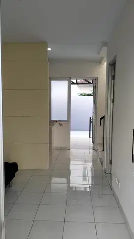 Rumah Sektor 7 Napoli, Gading Serpong