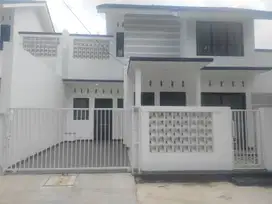 Dijual rumah di kompleks Harapan Indah, Kota Bekasi (C0119)