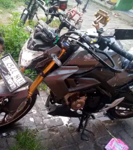 CB 150r 2023 Abu-abu Pajak ON