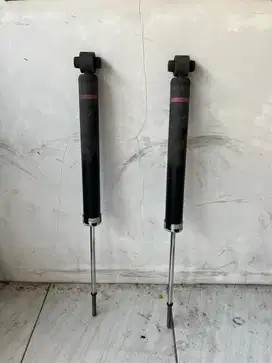 shockbreaker belakang innova zenix