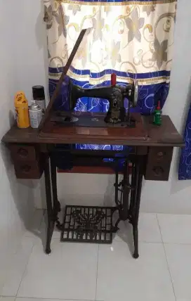 Mesin jahit rumahan
