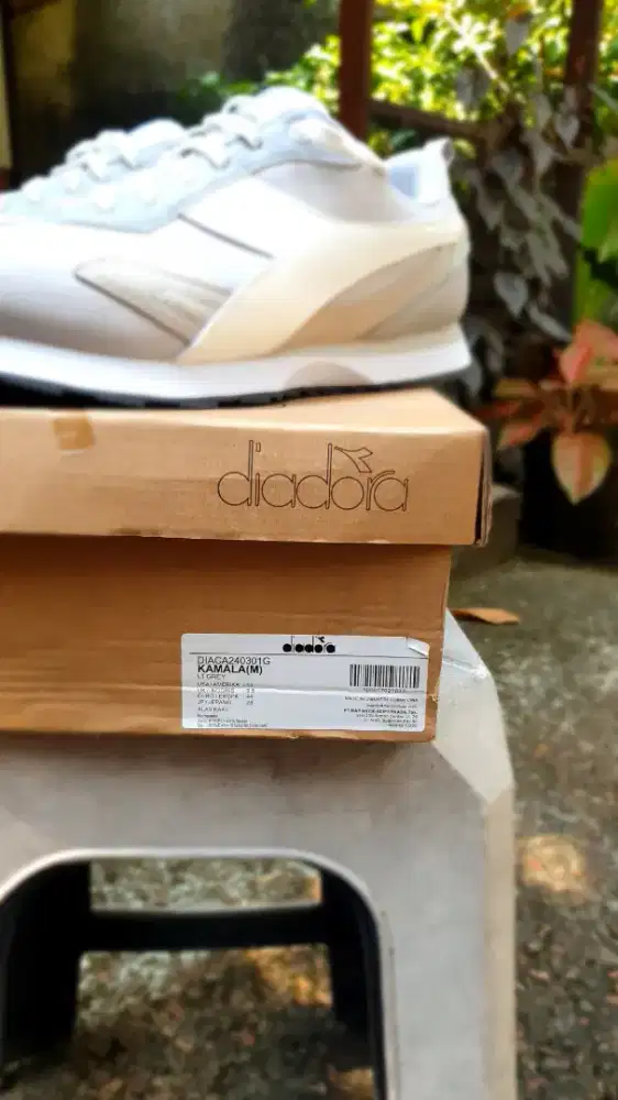 Sepatu Diadora ( new )